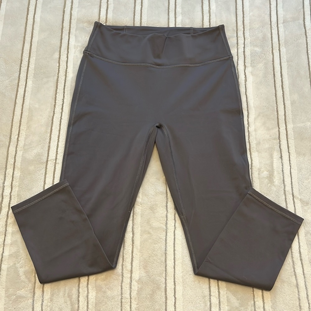 Fabletics Trinity Motion 365 - image 1